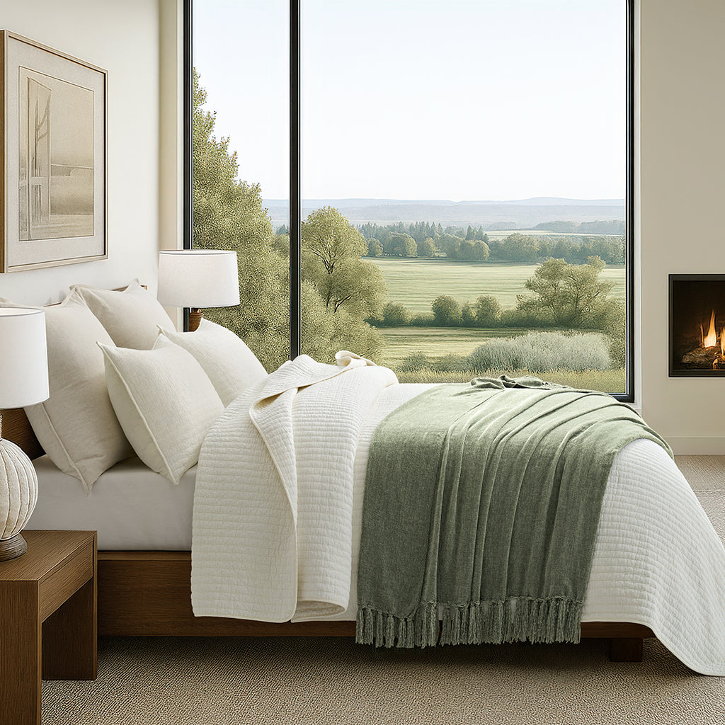 Solid Luxe Chenille Throw Blanket – Evergrace Home Inc