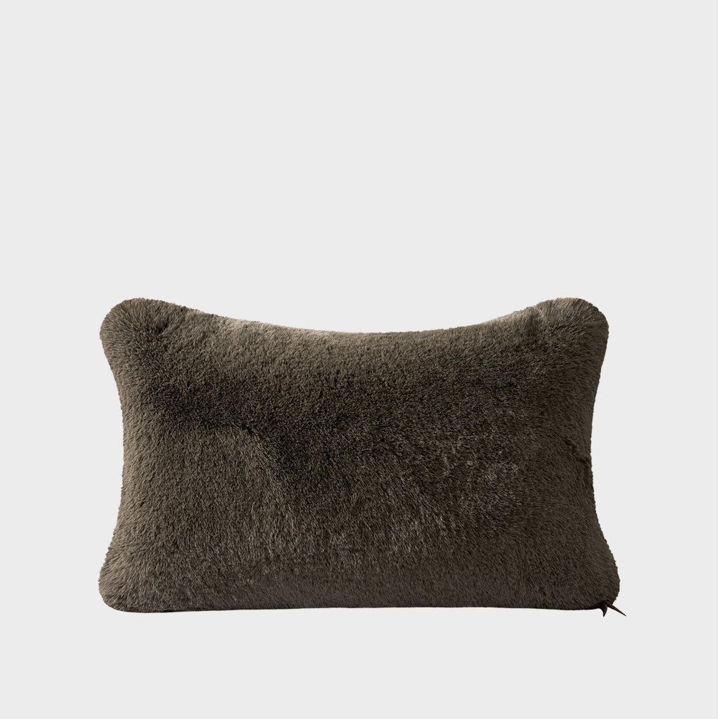 Luxe Chinchilla Faux Fur Throw Pillow Cover – Evergrace Home Inc