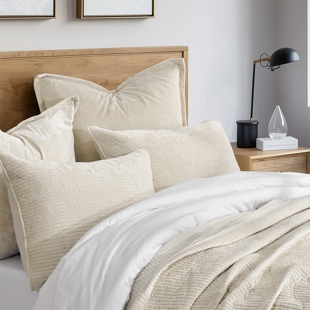LuxeVelvet™ Channel Velvet Quilt Set – Evergrace Home Inc